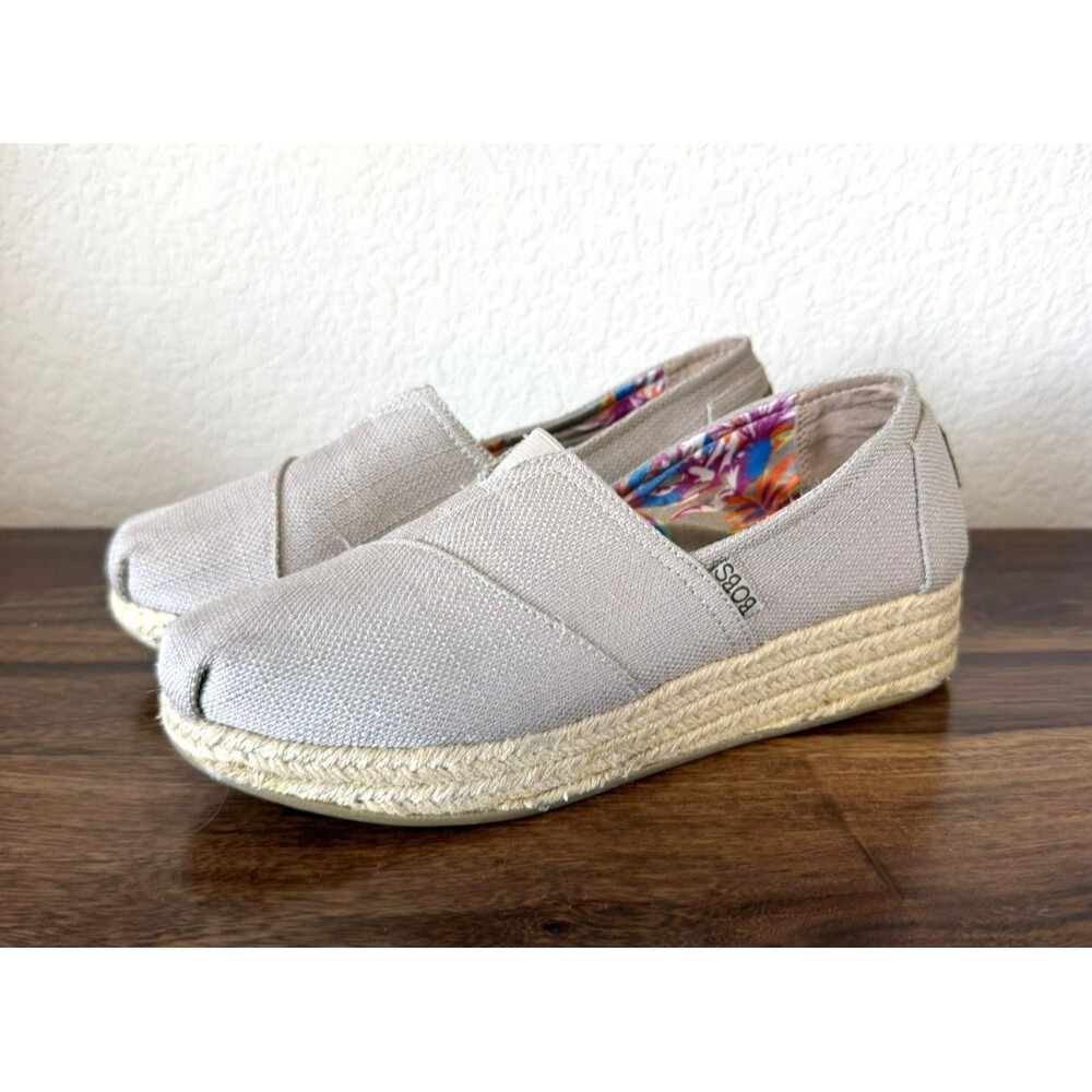 Skechers BOBS Shoes Womens 9 Slip On Loafer Espadrille memory foam beige Fabric